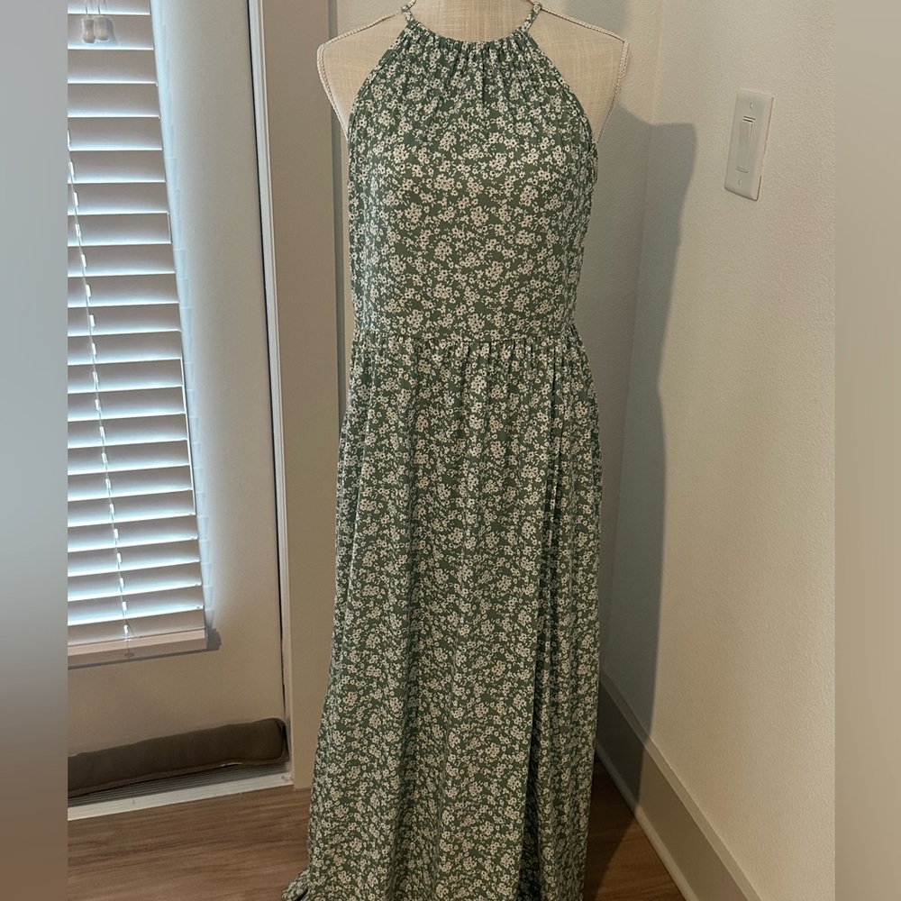 Floral Green Halter Maxi Dress